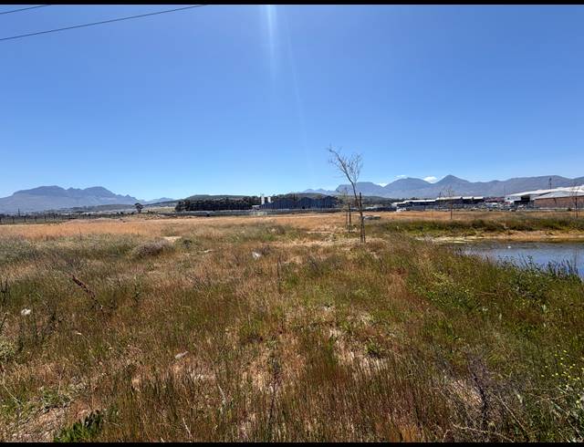 16,500M² INDUSTRIAL YARD TO LET IN STRAND INDUSTRIA